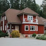 Pensjonat Klaara-manni Center Tori