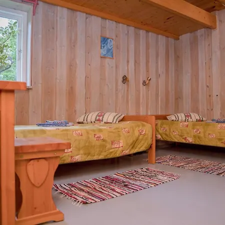 Klaara-manni Center Guest house Tori