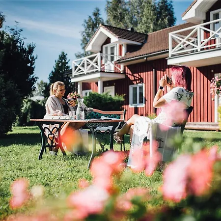 Pensjonat Klaara-manni Center Tori