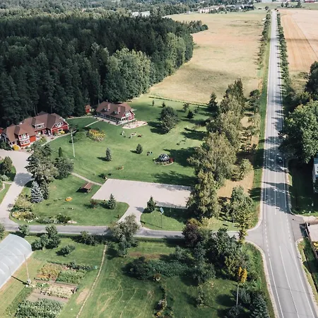 Pensjonat Klaara-manni Center