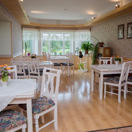 Klaara-manni Center Guest house Tori