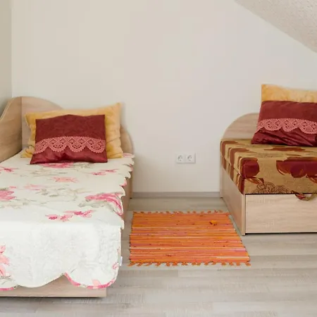 Klaara-manni Center Guest house *