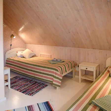 Guest house Klaara-manni Center *