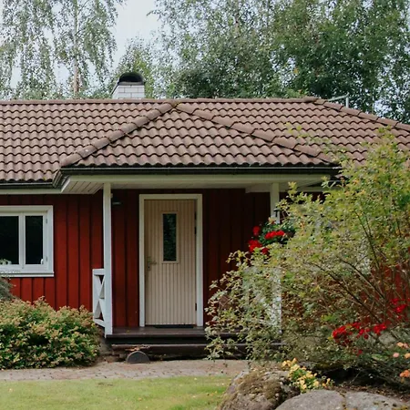 Klaara-manni Center * Tori