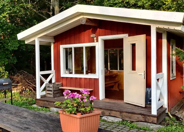 Klaara-manni Center * Tori