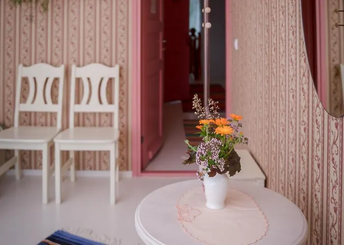 Klaara-manni Center Maison d'hôtes